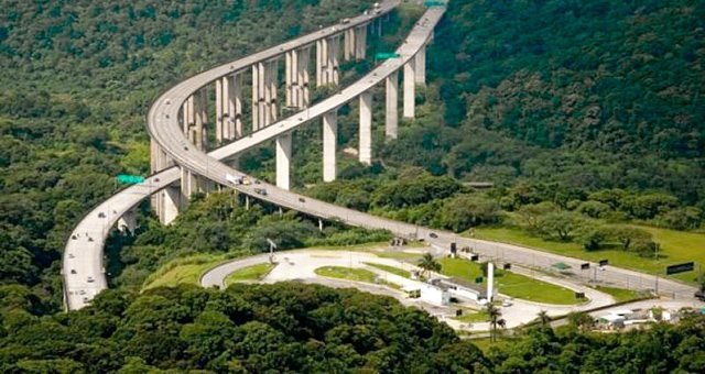 5 Estradas para dirigir no Rio de Janeiro