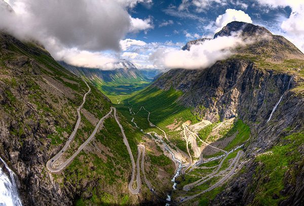 CarroAluguel - 3 estradas que você precisa conhecer na Noruega!